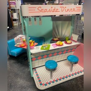 1950’s American Girl Maryellen’s Seaside Diner w/ Accessories